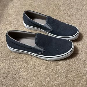Eddie Bauer Men’s Navy Slip On Shoes!